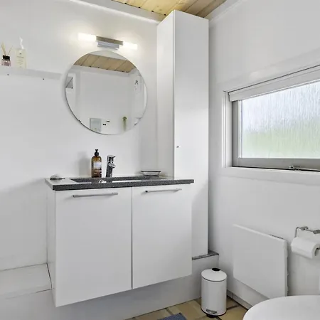 Gita - 2-2km From The Sea By Interhome *